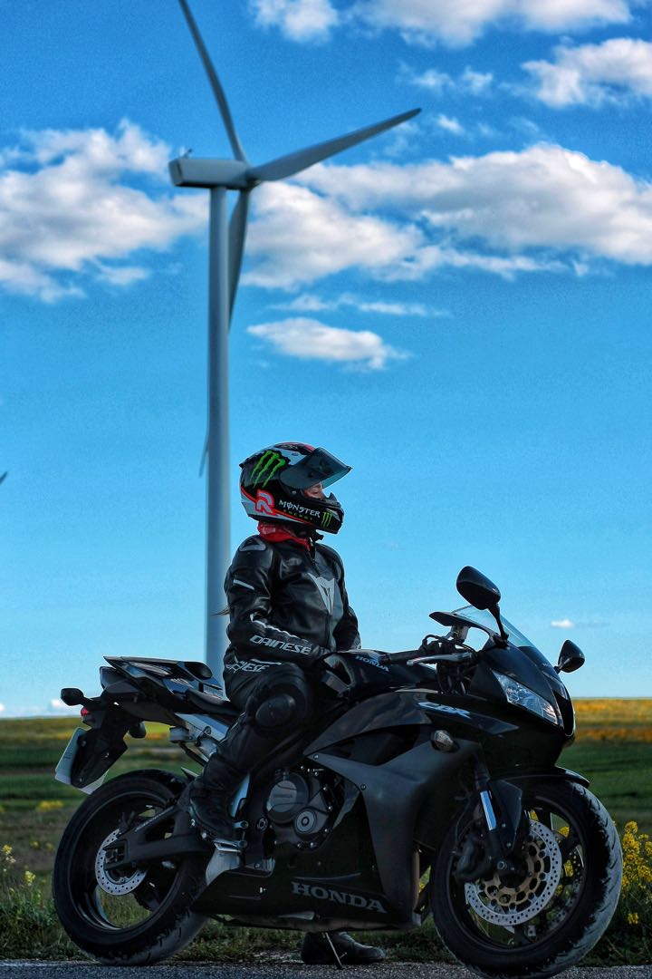 🛩🖤 