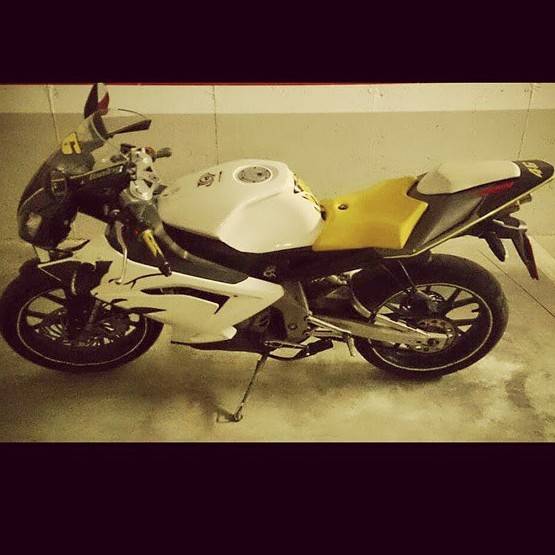 KIT AFAM Per APRILIA RS 50 06>11 CATENA 420 CORONA 53 Pignone 11